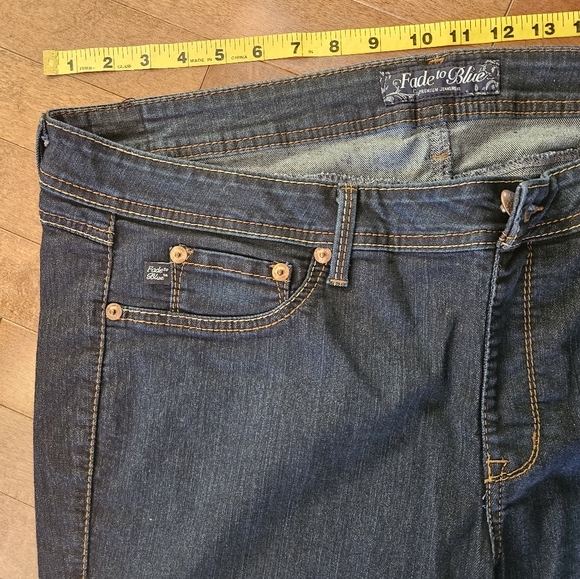 FADE TO BLUE Plus Size Women's Jeans - Size 3X (Size 22) - Picture 7 of 10